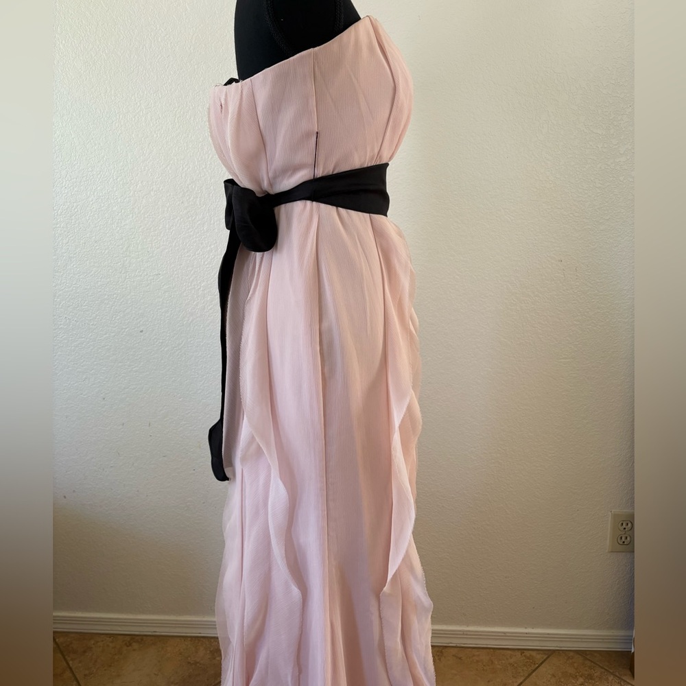 Pink and black strapless dress with ruffles 
#party dress